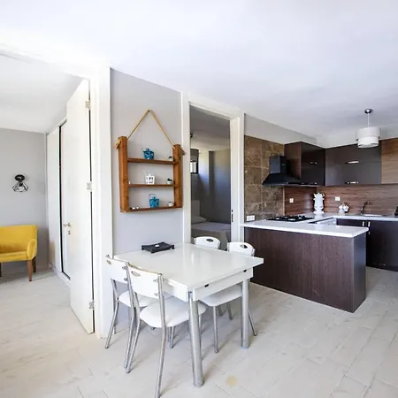 Secluded With A Mesmerizing Garden In Milas * Guvercinlik