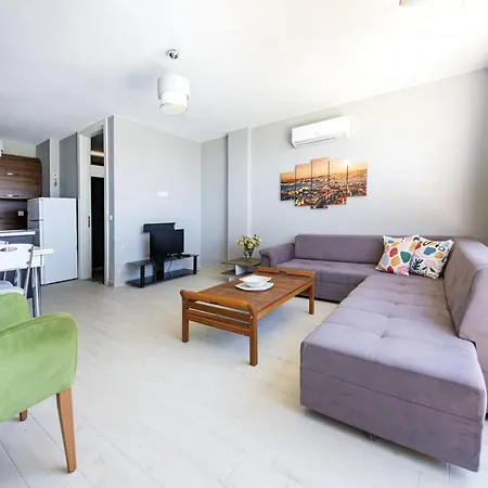 Secluded With A Mesmerizing Garden In Milas * Guvercinlik
